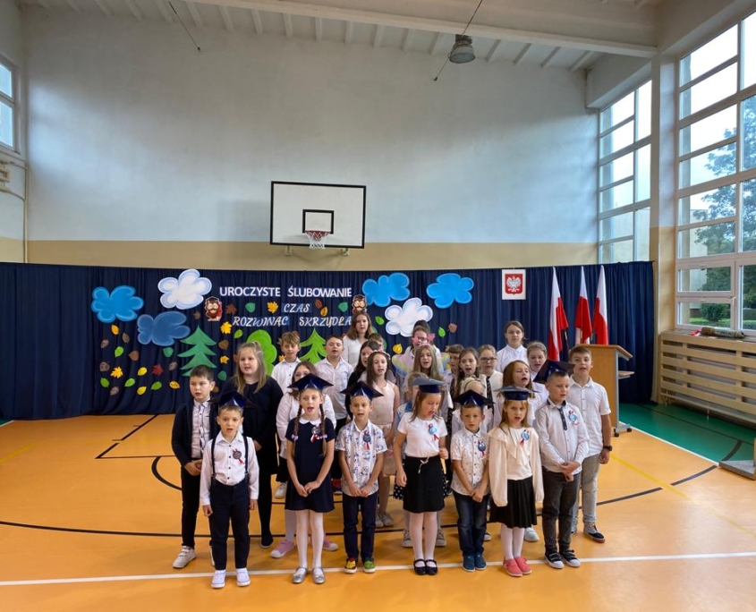 Pasowanie uczniów klas I w szkołach podstawowych gmina Będzino 2023